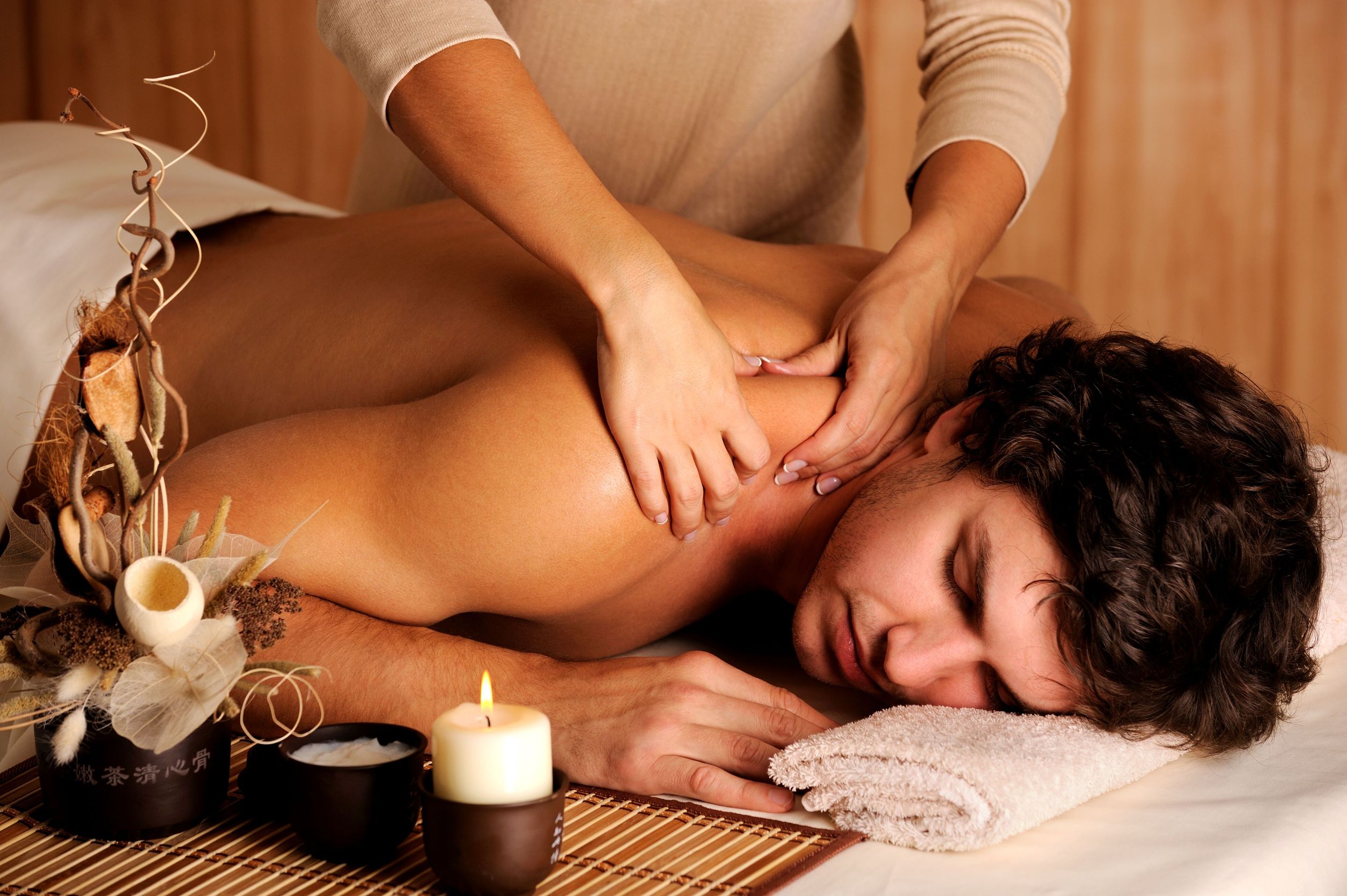 Le massage californien un classique de la relaxation