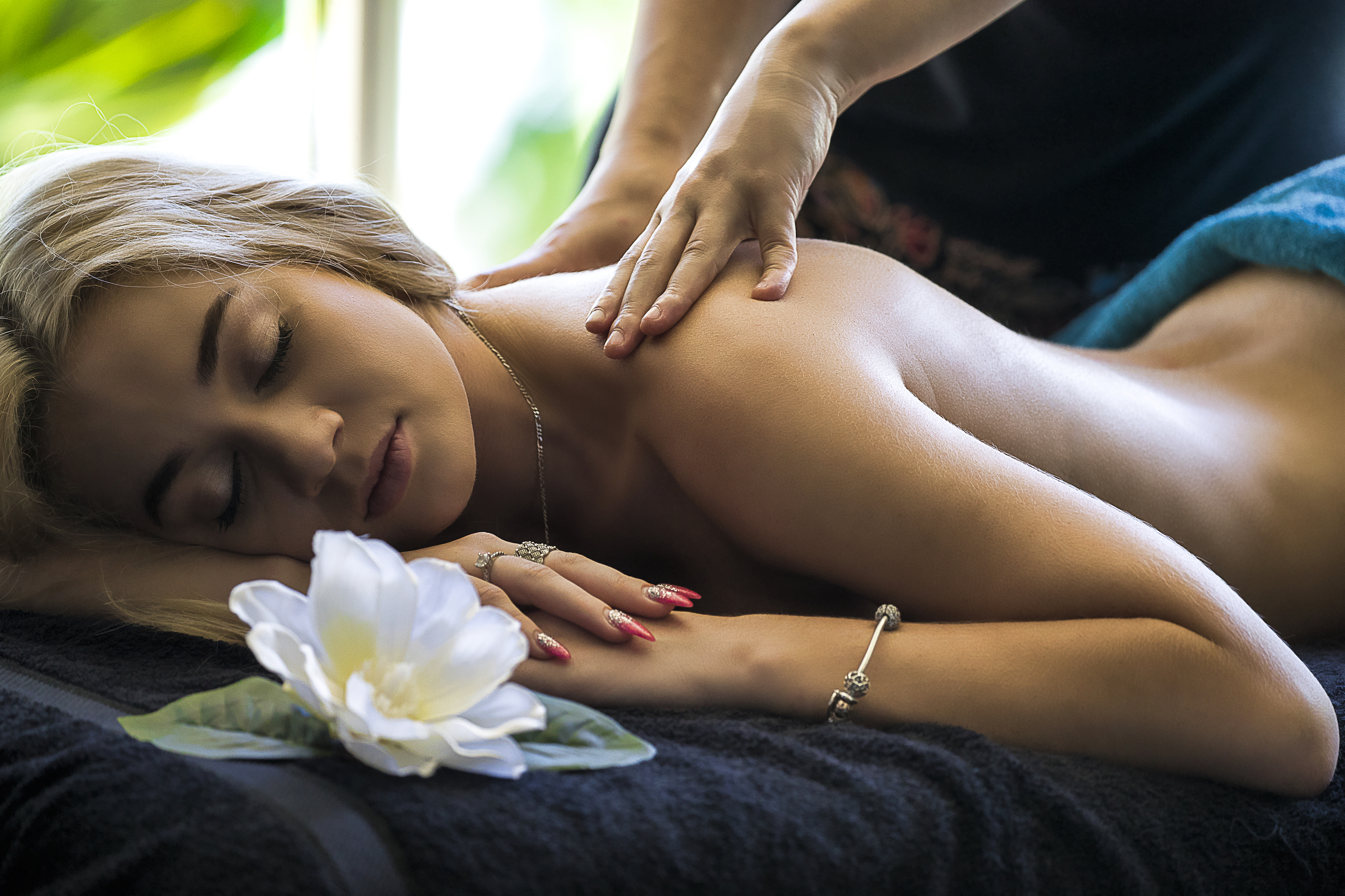 Le massage à l'huile d'olive, vivifiant et relaxant