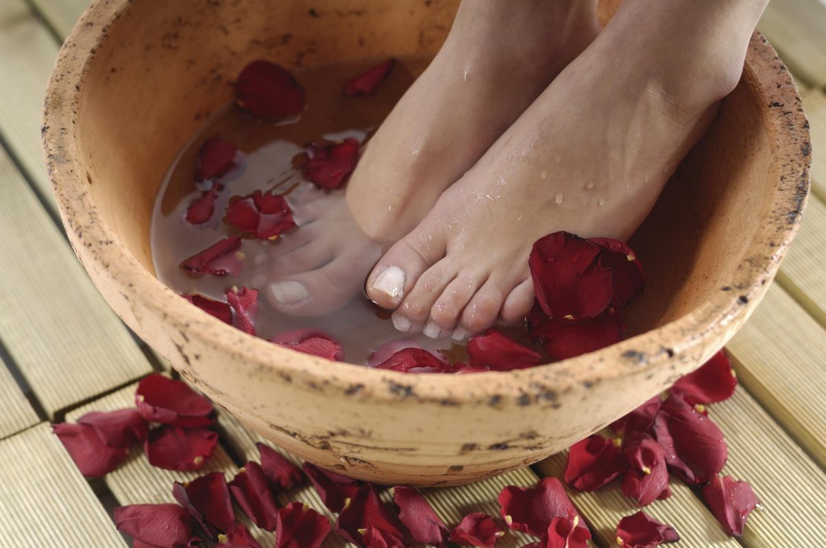 Bain de pied maison : l’instant soin des pieds relaxant