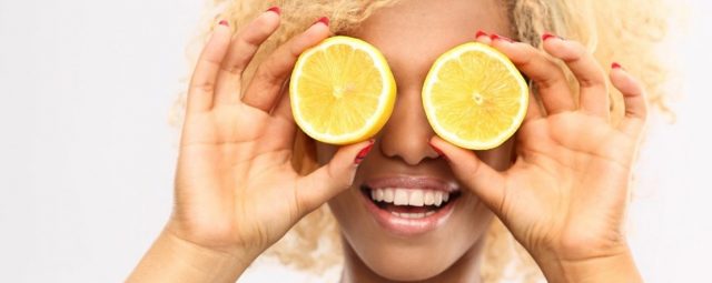 Éclaircir ses yeux : bonne ou mauvaise idée
