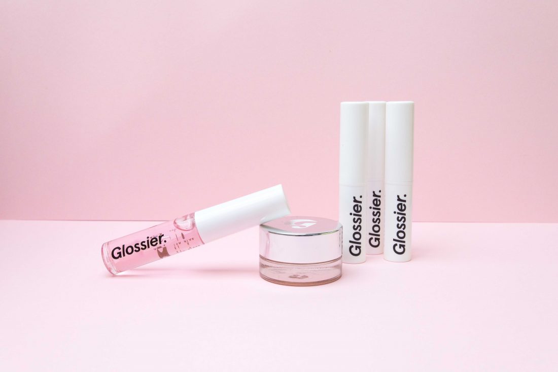 Glossier contre l'acné